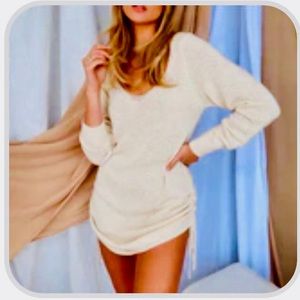 12th Tribe Long Sleeved Knit Dress. Worn once. Excellent condition. Size S/M